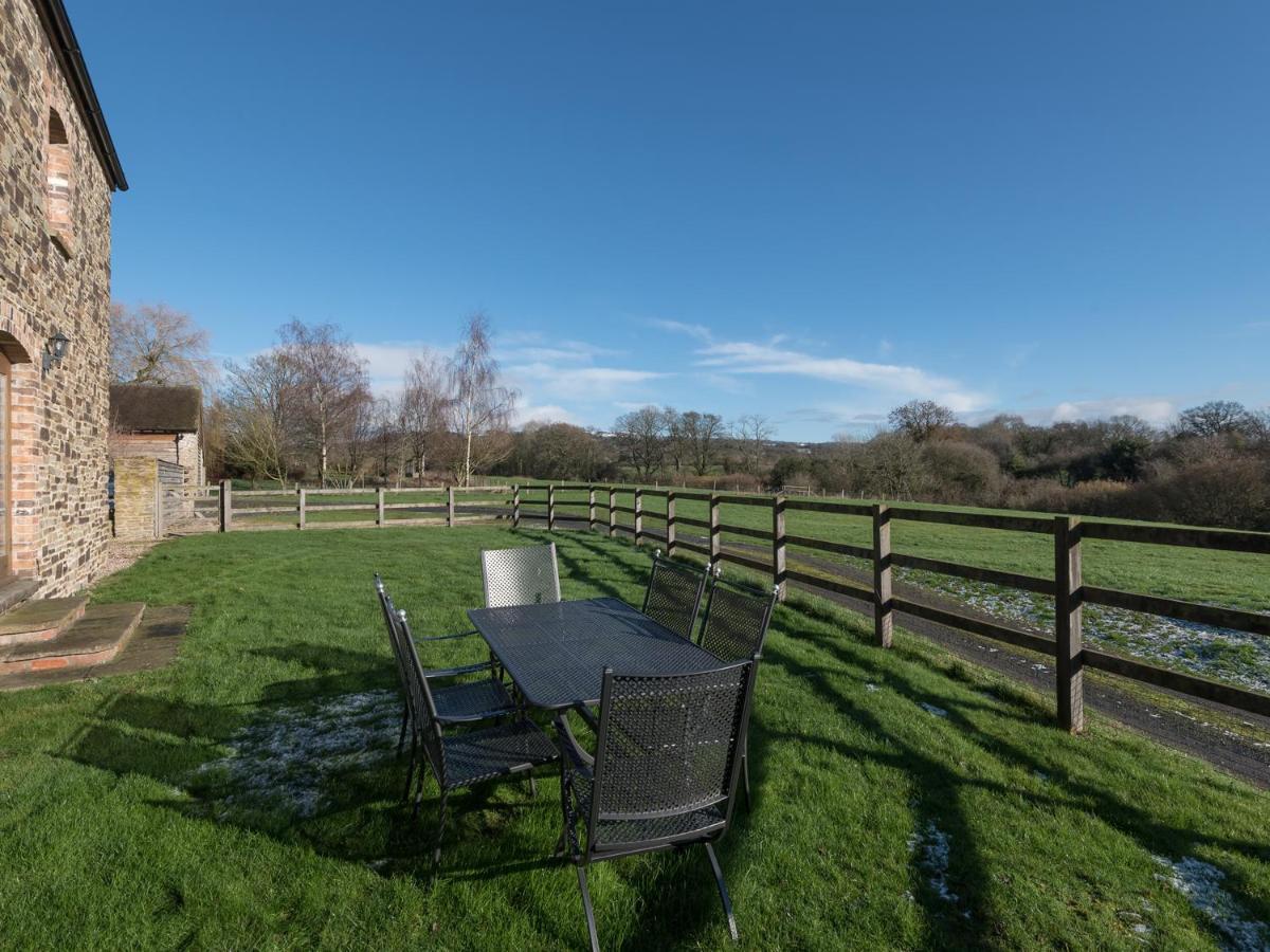 Вилла Glebe Barn Caynham Экстерьер фото